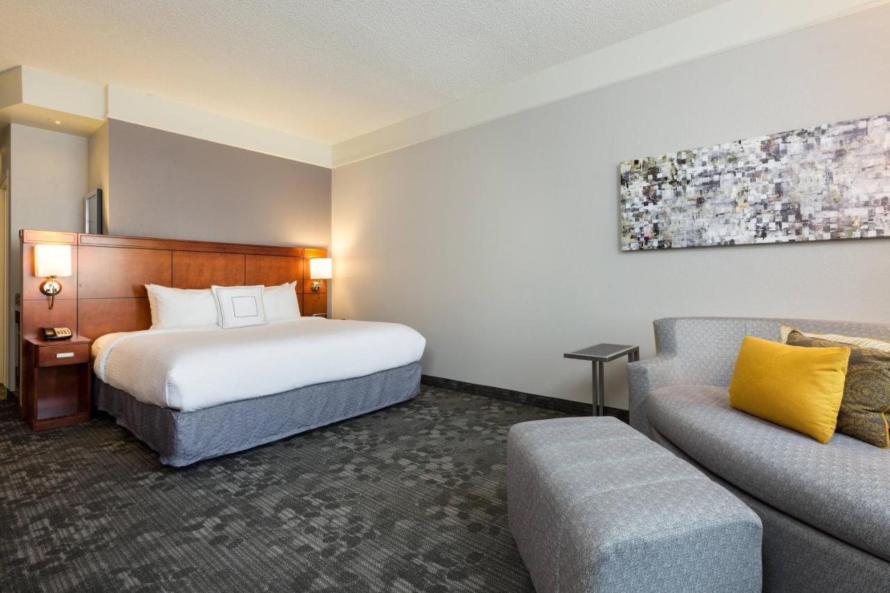 Courtyard By Marriott Houston Galleria Exterior photo